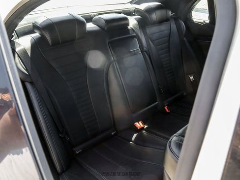 Used 2015 Mercedes-Benz S 550 Sedan image 30