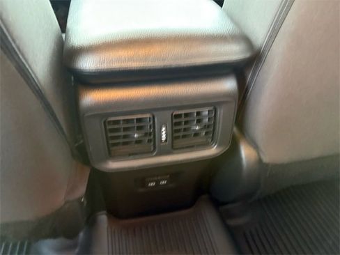 Used 2024 Toyota RAV4 XLE image 19