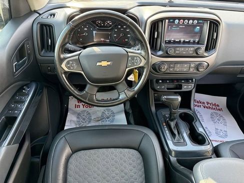 Used 2018 Chevrolet Colorado Z71 RWD image 14