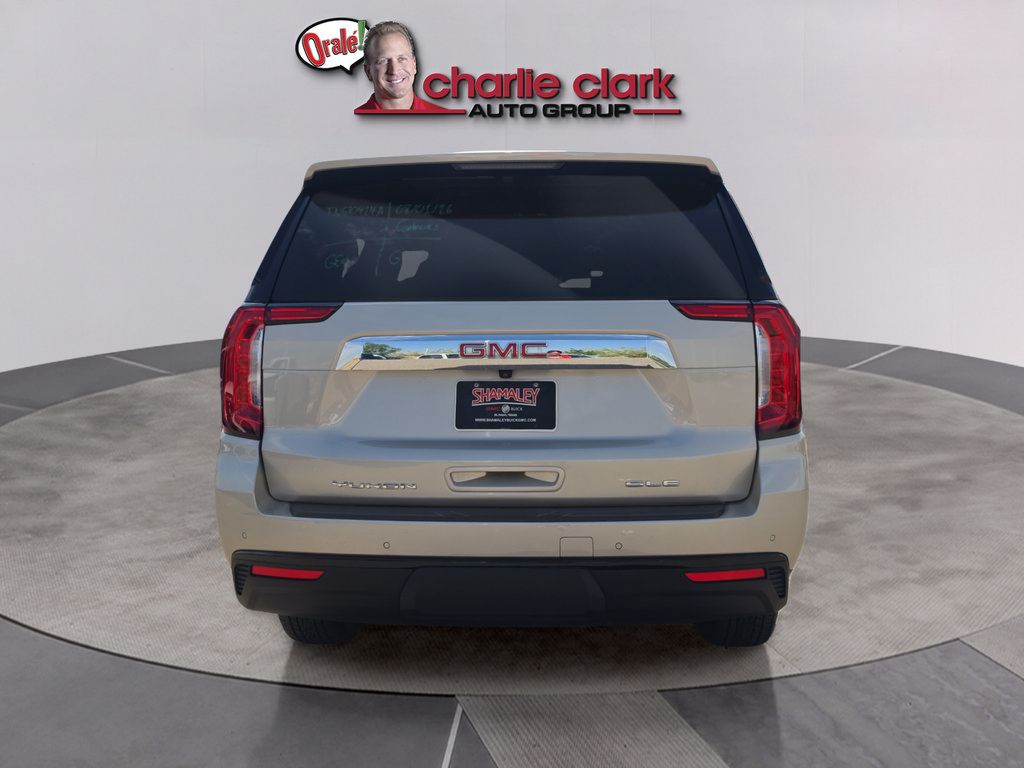 Used 2024 GMC Yukon XL SLE RWD image 5