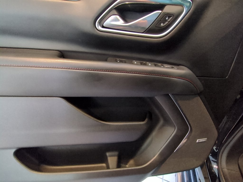 Used 2023 Chevrolet Tahoe RST w/ Luxury Package AWD/4WD image 12