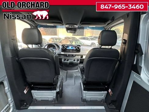 Used 2023 Mercedes-Benz Sprinter 2500 image 16