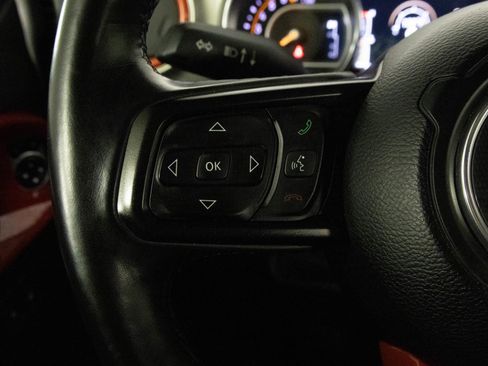 Used 2018 Jeep Wrangler Unlimited Sport S image 28