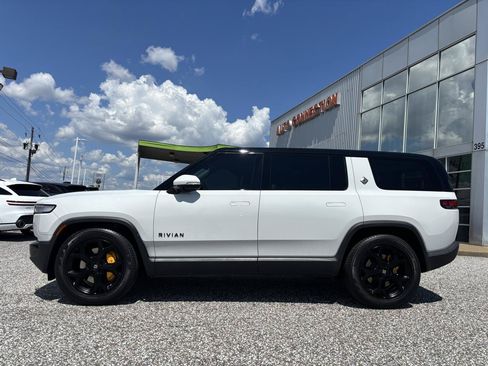 Used 2024 Rivian R1S Adventure Quad AWD/4WD image 2