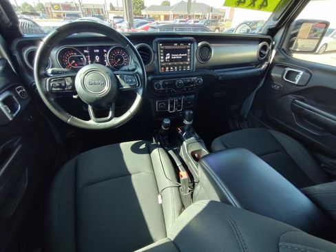 Used 2020 Jeep Gladiator Sport w/ Quick Order Package 24S AWD/4WD image 37