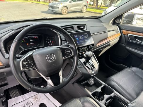 Used 2019 Honda CR-V Touring image 6