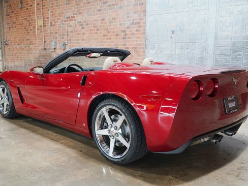 Used 2008 Chevrolet Corvette Convertible RWD image 35