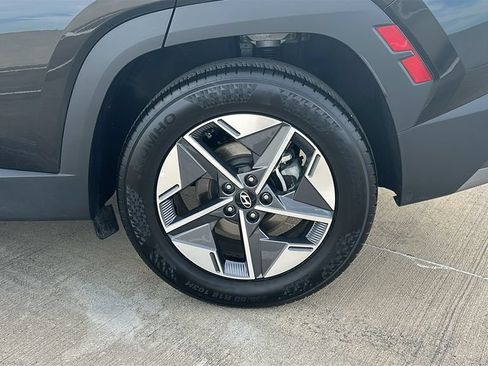 Used 2026 Hyundai Tucson SEL Plus FWD image 17