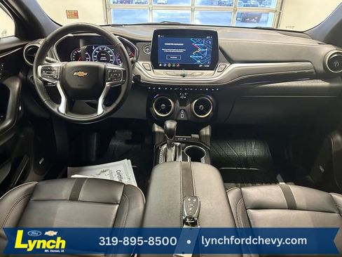 Used 2024 Chevrolet Blazer Premier w/ Enhanced Convenience Package image 10