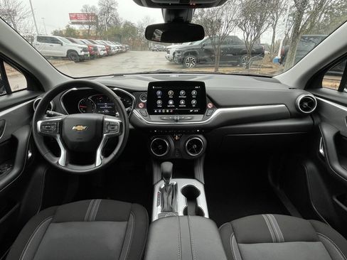 Used 2025 Chevrolet Blazer LT image 10