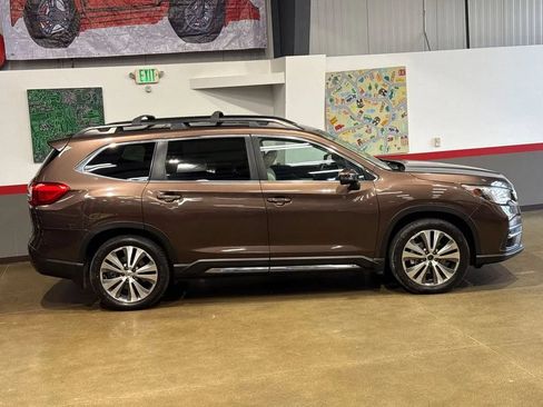 Used 2019 Subaru Ascent Limited AWD/4WD image 25