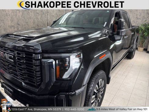 Used 2024 GMC Sierra 3500 Denali Ultimate image 1