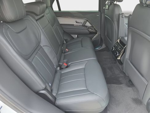 New 2026 Land Rover Range Rover Sport SE AWD/4WD image 11