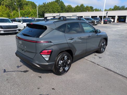 Used 2025 Hyundai Kona SEL FWD image 7
