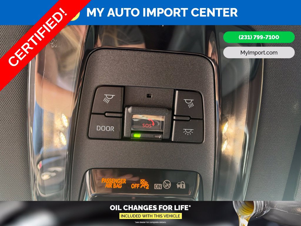 Used 2022 Toyota Venza Limited AWD/4WD image 23