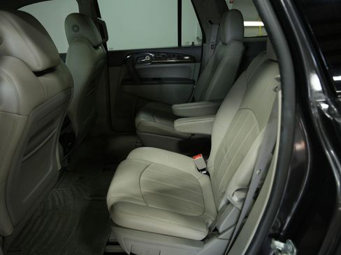 Certified 2014 Buick Enclave Premium FWD image 32