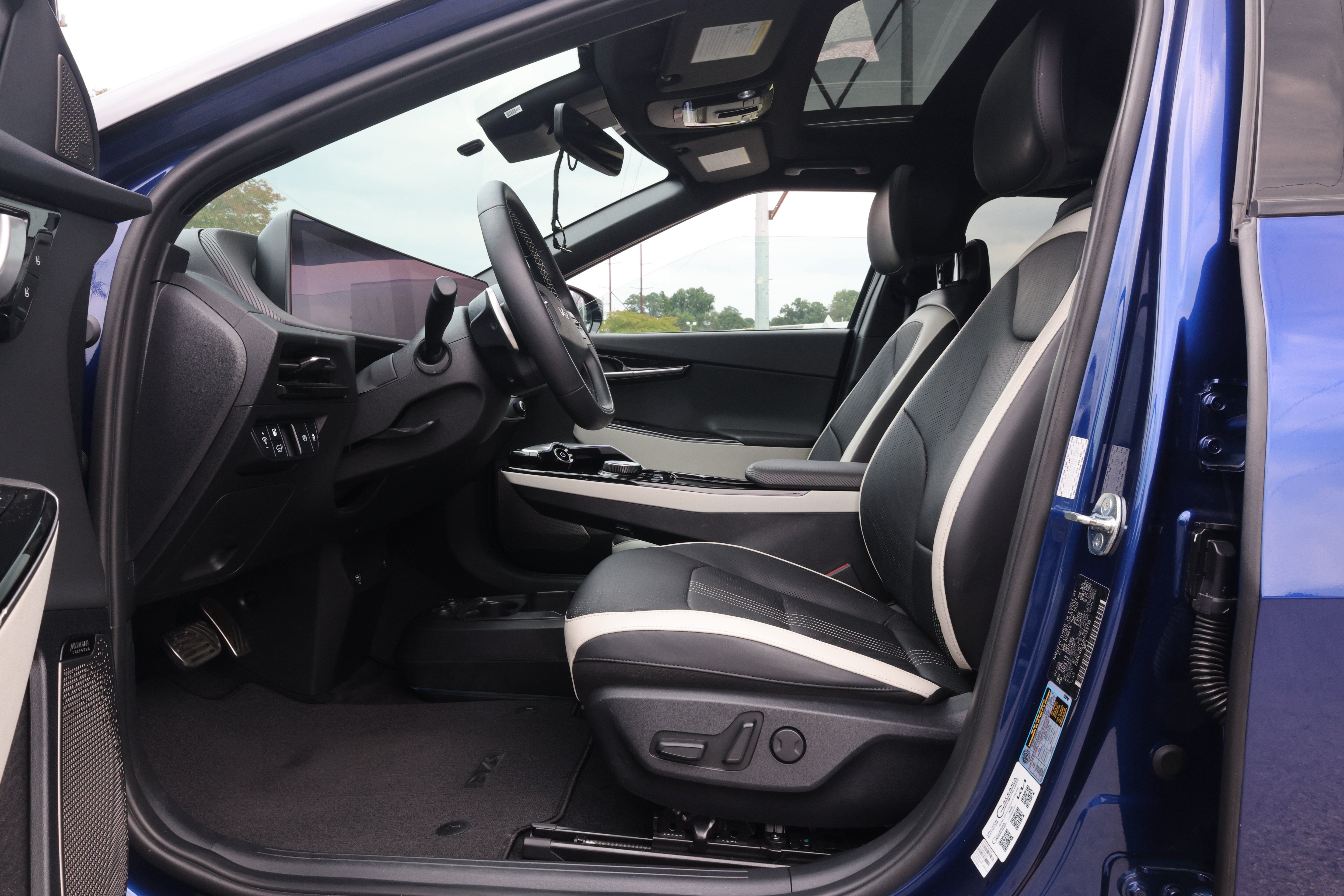 Used 2023 Kia EV6 GT-Line AWD/4WD image 8