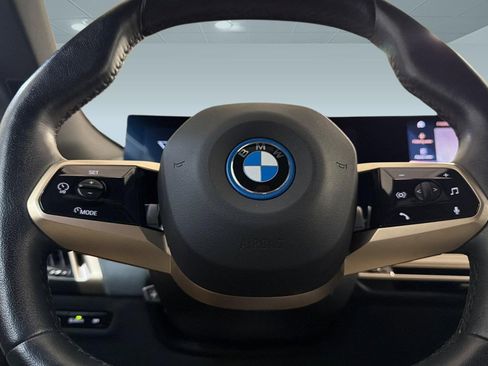 Certified 2023 BMW iX xDrive50 w/ Premium Package AWD/4WD image 15