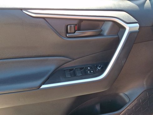 Used 2024 Toyota RAV4 LE image 22