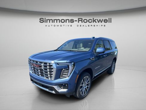 New 2026 GMC Yukon Denali w/ Sun & Power Step Package AWD/4WD image 1