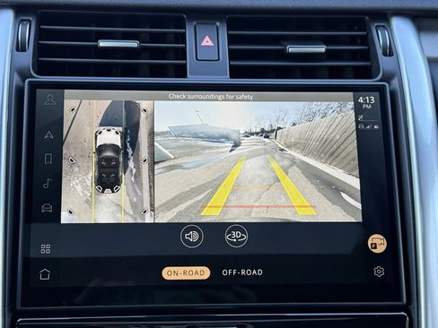 Certified 2025 Land Rover Discovery Dynamic SE image 26