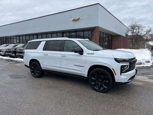 New 2026 Chevrolet Suburban High Country AWD/4WD image 7