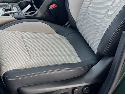 Used 2023 Subaru Forester Premium AWD/4WD image 18
