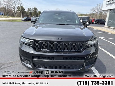 Used 2024 Jeep Grand Cherokee L Altitude AWD/4WD image 3