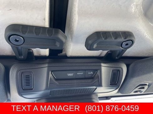 New 2025 Jeep Gladiator Sport AWD/4WD image 28