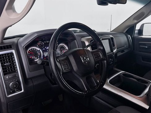 Used 2017 RAM 3500 Big Horn image 9