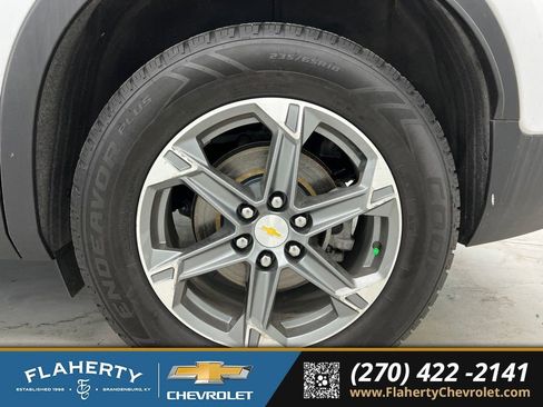 Used 2024 Chevrolet Blazer LT w/ Midnight/Sport Edition FWD image 18