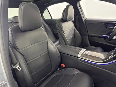 Used 2022 Mercedes-Benz C 300 C 300 w/ Exclusive Trim Package image 43