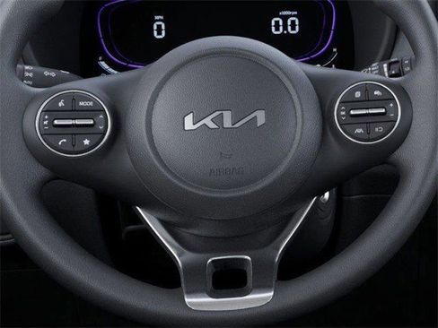New 2025 Kia Soul LX w/ LX Technology Package FWD image 22