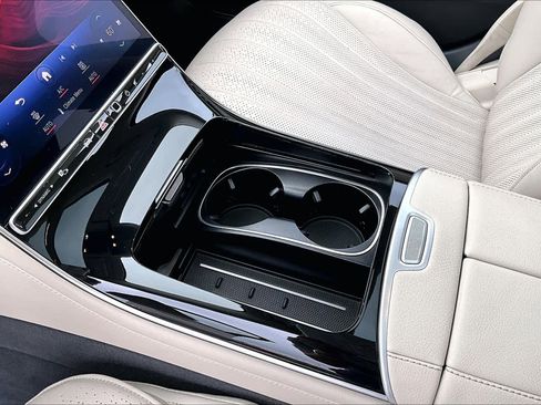Certified 2023 Mercedes-Benz S 500 4MATIC w/ AMG Line image 17