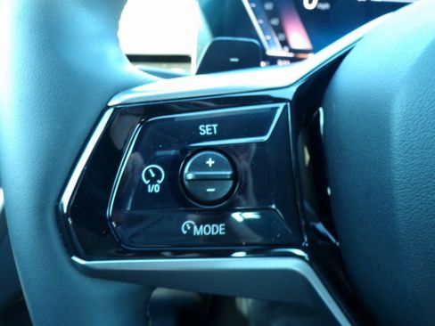 Certified 2025 BMW 530i xDrive w/ Premium Package image 23