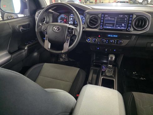 Used 2023 Toyota Tacoma TRD Sport w/ Black Out Package (TMS) AWD/4WD image 20