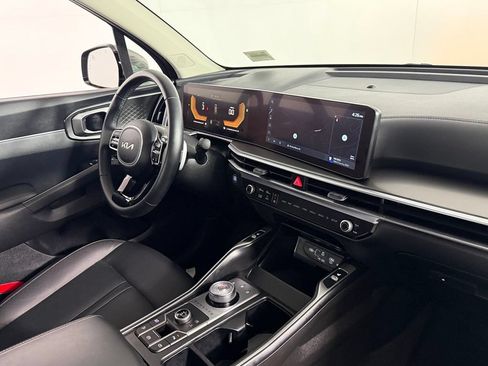 Used 2025 Kia Sorento EX AWD/4WD image 30