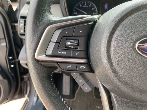 Used 2022 Subaru Outback Premium image 16