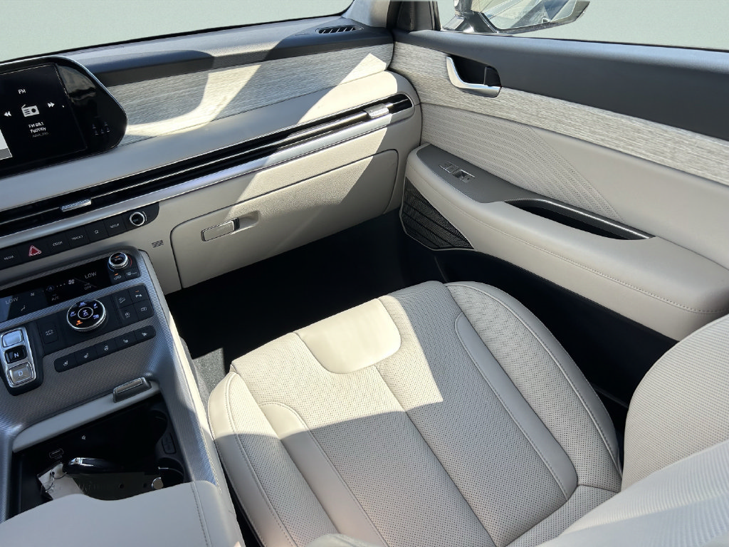 Certified 2023 Hyundai Palisade Calligraphy AWD/4WD image 21