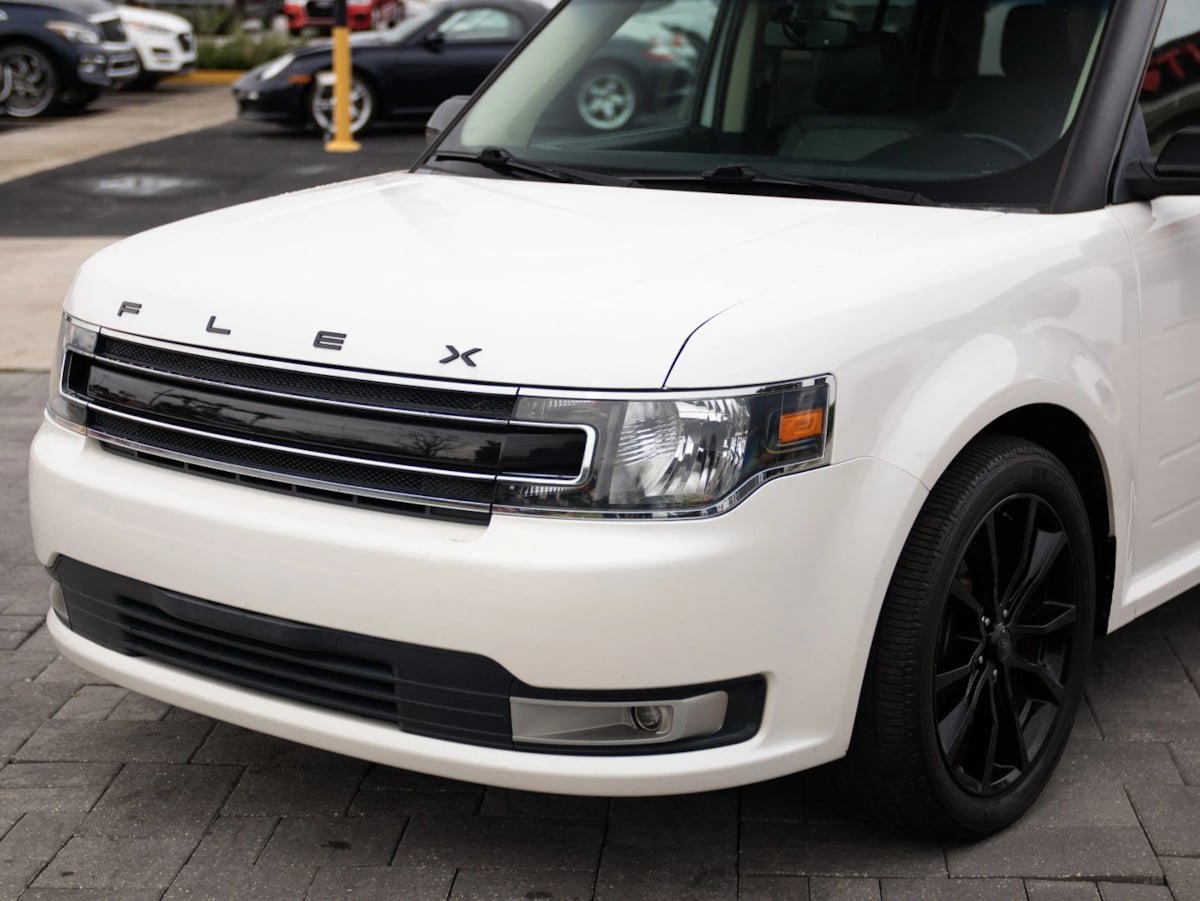 Used 2019 Ford Flex SEL w/ Equipment Group 202A FWD image 5