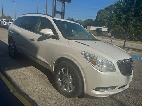 Used 2016 Buick Enclave Leather FWD image 7