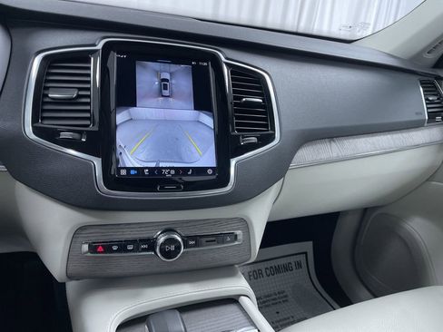Certified 2024 Volvo XC90 B6 Plus image 13