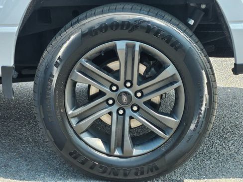 Used 2022 Ford F150 Lariat AWD/4WD image 15