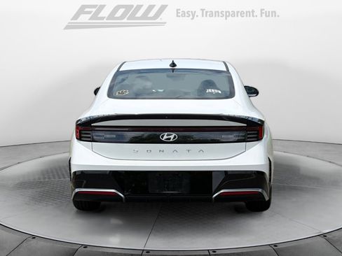Used 2024 Hyundai Sonata SEL FWD image 8