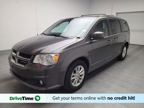 Used 2019 Dodge Grand Caravan SXT image 1