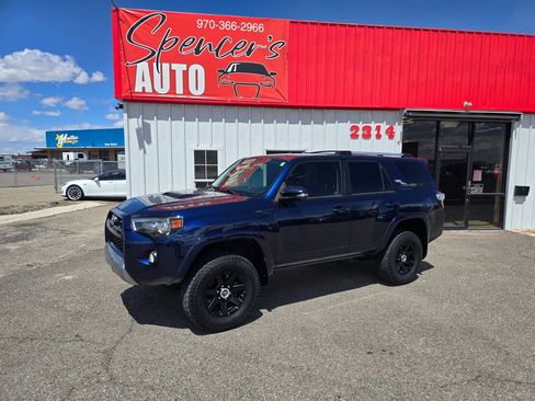 Used 2018 Toyota 4Runner TRD Off-Road Premium AWD/4WD image 1