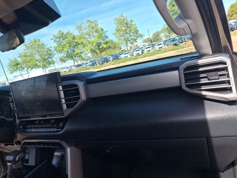 Used 2022 Toyota Tundra Limited image 40