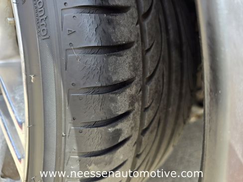 Used 2006 Chevrolet Corvette Z06 w/ Preferred Equipment Group image 36