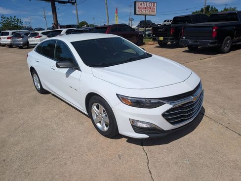 Used 2024 Chevrolet Malibu LS FWD image 5