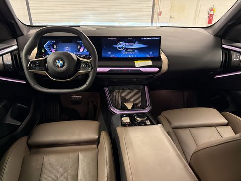 Certified 2025 BMW X3 xDrive30i w/ Convenience Package AWD/4WD image 16